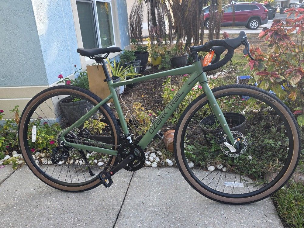 New 700c Ozark Trail G.1 Explorer Drop Bar Gravel Bike