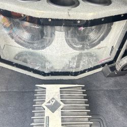 Audiobahn Car Stereo Subwoofer & Rockford Fosgate Amplifier 