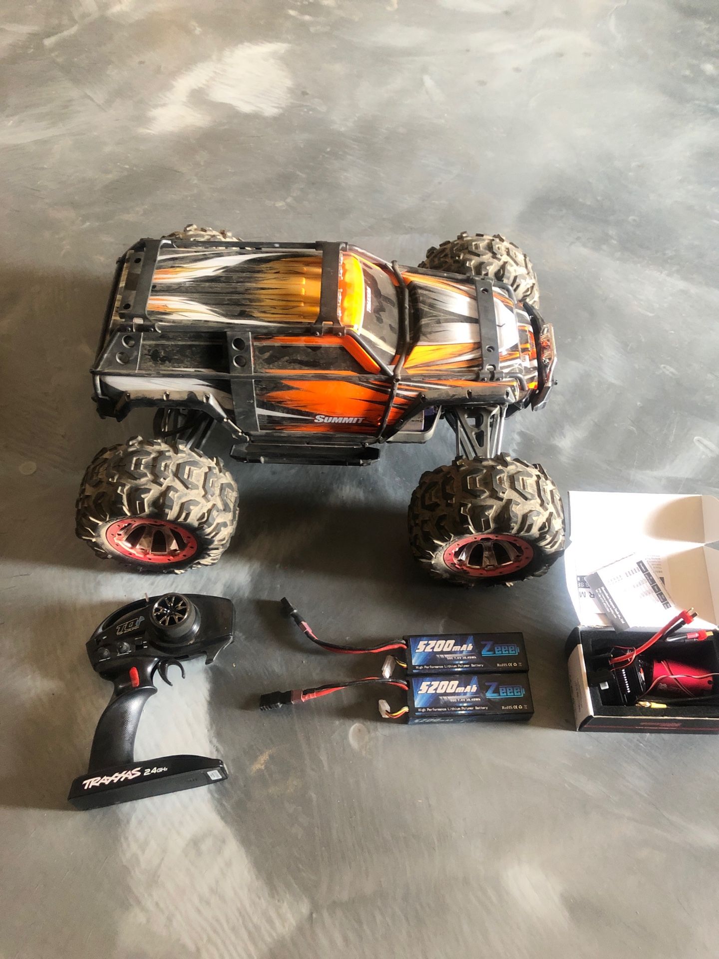 Traxxas summit