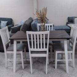 New 5 Pcs Dining Table Set Sample Flor Only $320 Cash