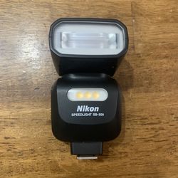 Nikon SB-500 AF Speedlight Flash Gun
