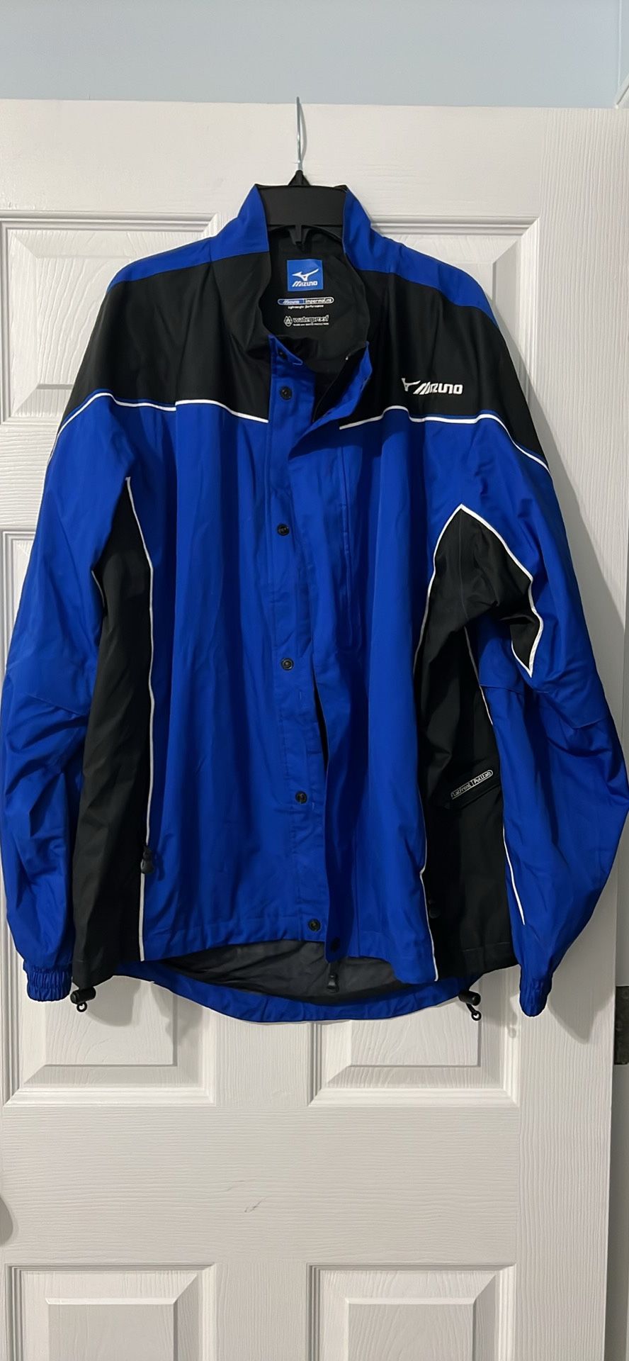 Size L Men’s Waterproof Lightweight Jacket