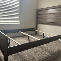 Queen Bedroom Set