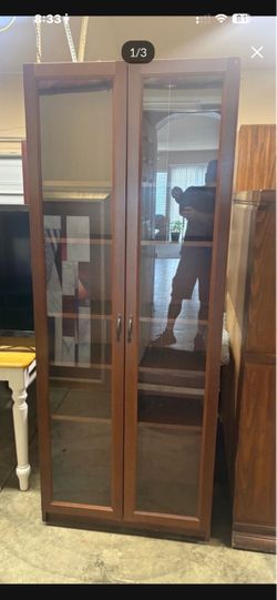 Bookcase/display case