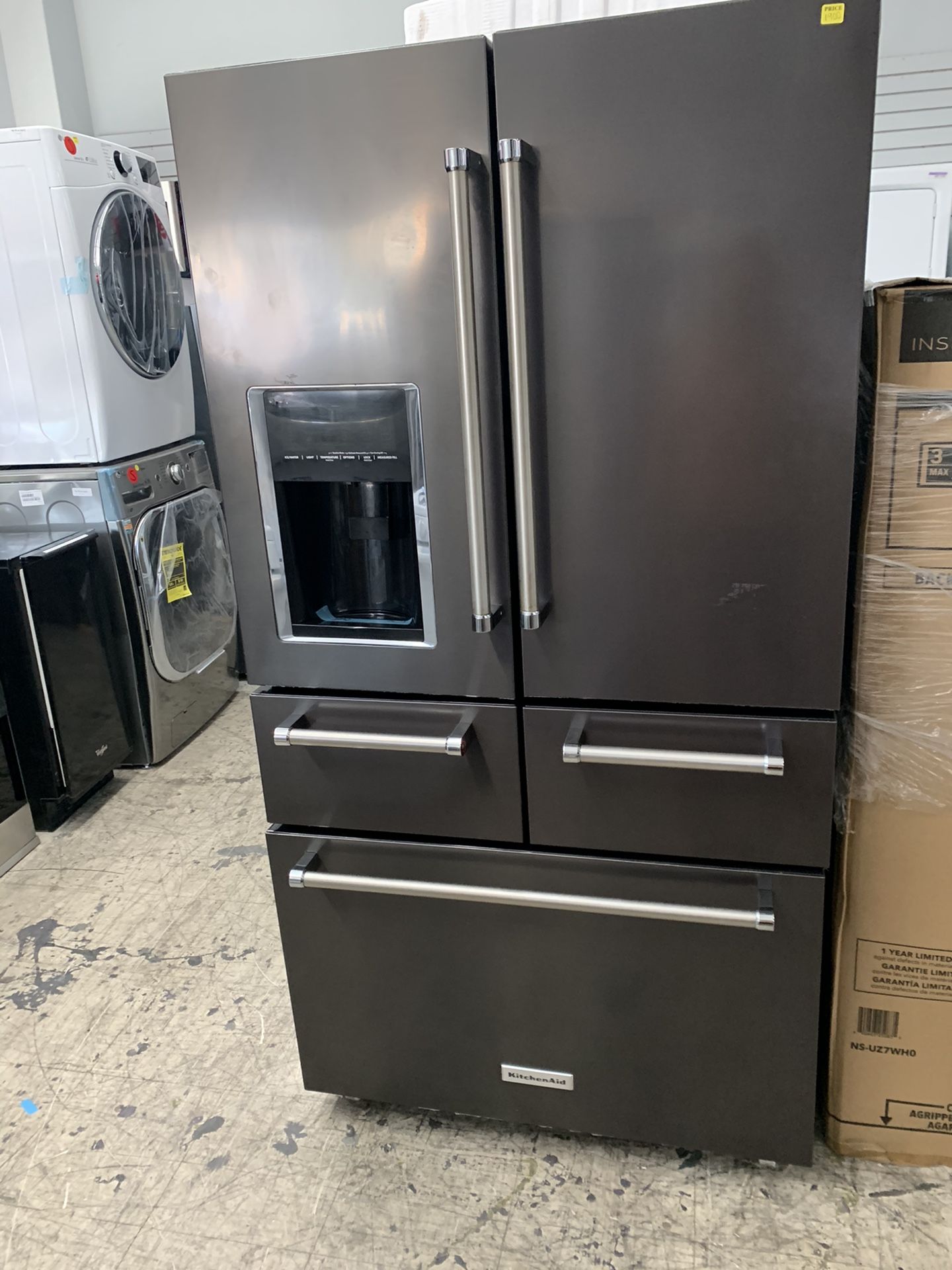 Kitchen Aid 5 Door In Black Stainless Used With Platinum Interior