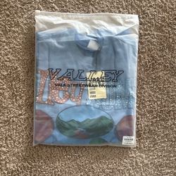Valley summer graphic tee size M
