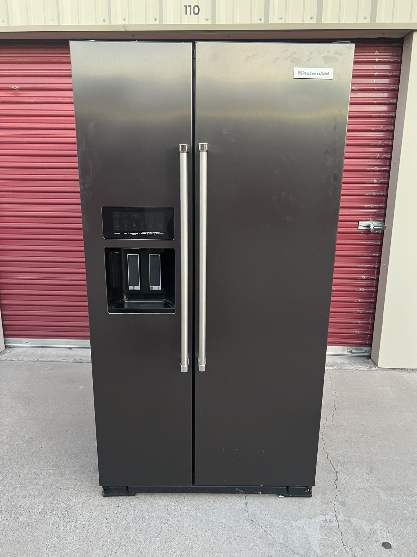 KITCHEN AID REFRIGERATOR 