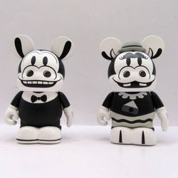 Disney Vinylmation Clarabelle Cow and Horace Horsecollar two 3” Figures