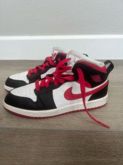 Jordan 1’s kids - size 3Y shoes