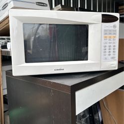 Microwave. Samsung MW1020WA