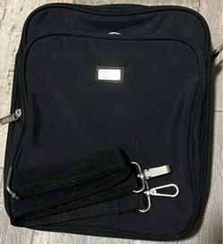 Land Rover Black Collapsible Duffel Tote Travel Bag with Shoulder Strap
