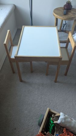 Kids table
