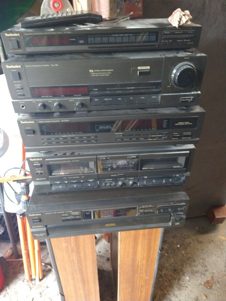 Vintage Technics Stereo System 