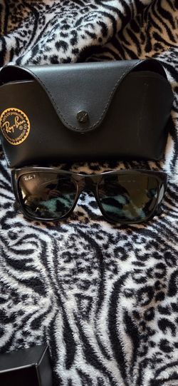 Ray Ban