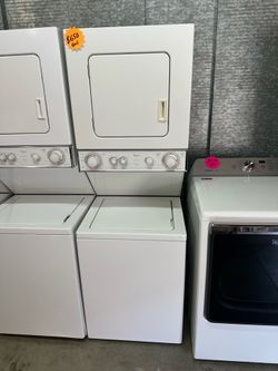 Whirlpool Washer And Gas Dryer Laundry Center