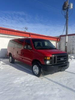 2010 Ford E-350