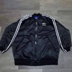 Adidas Women’s Oversized Boyfriend Style Jacket w. Blue Guts Interior XS