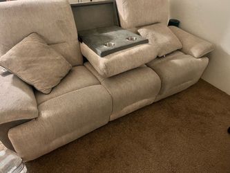 Reclining Loveseat with Center Console