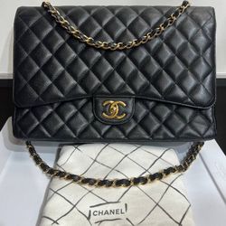 Chanel Black Quilted Caviar Leather Maxi Classic Double Flap Bag