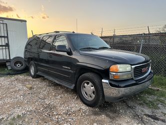 2003 GMC Yukon Part Out