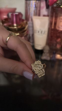 Hello kitty ring