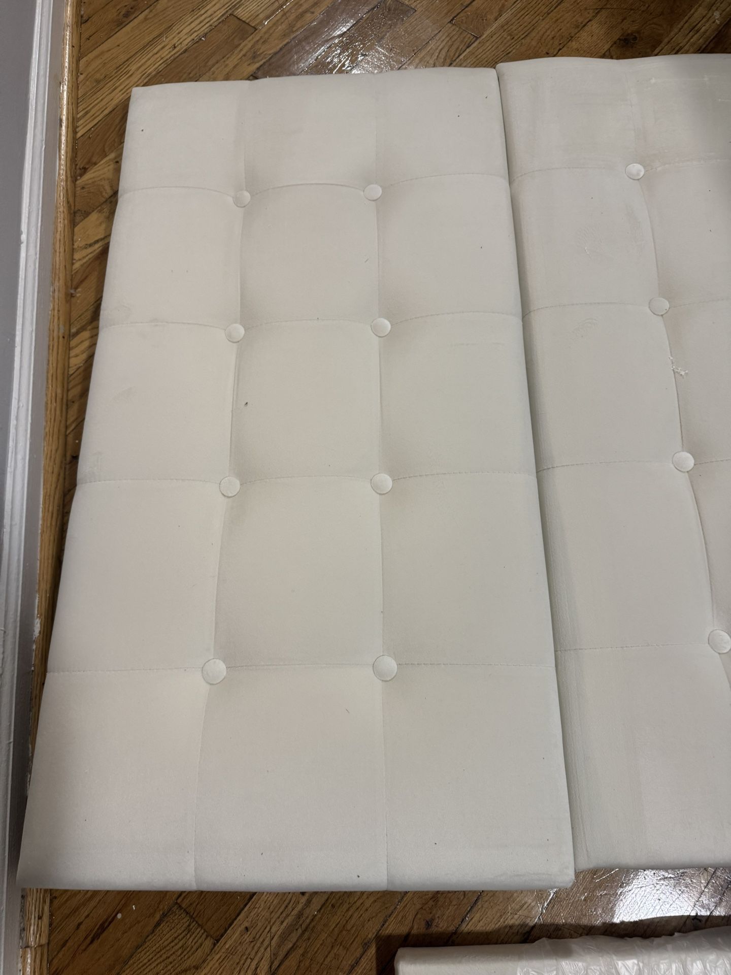 Bed Upolstered New 