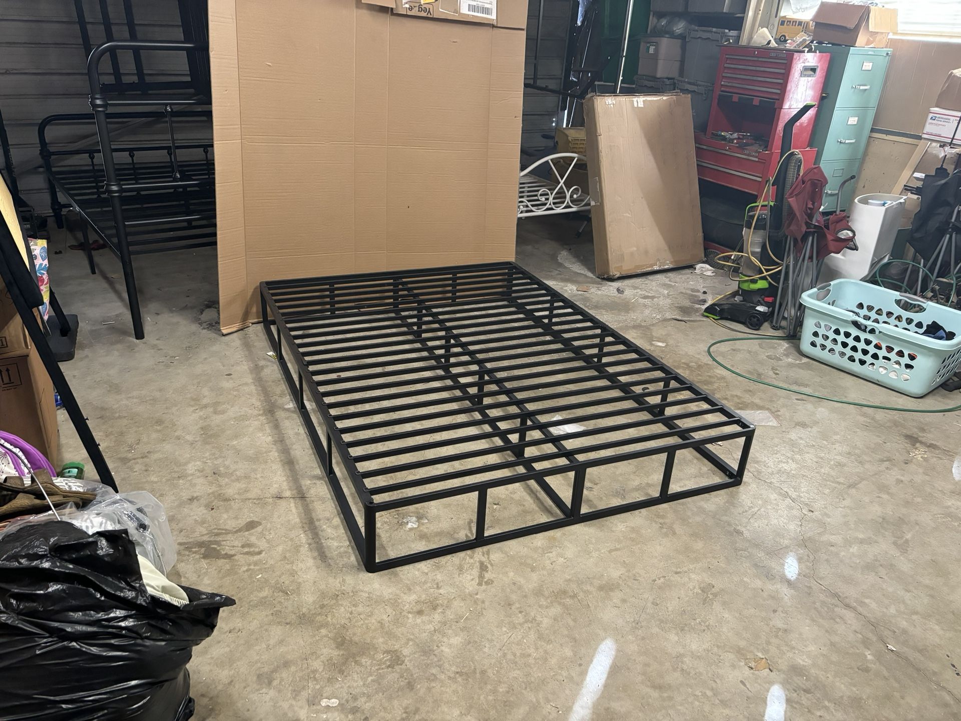 Full Size 9” Metal Bed Frame (( BRAND NEW ))