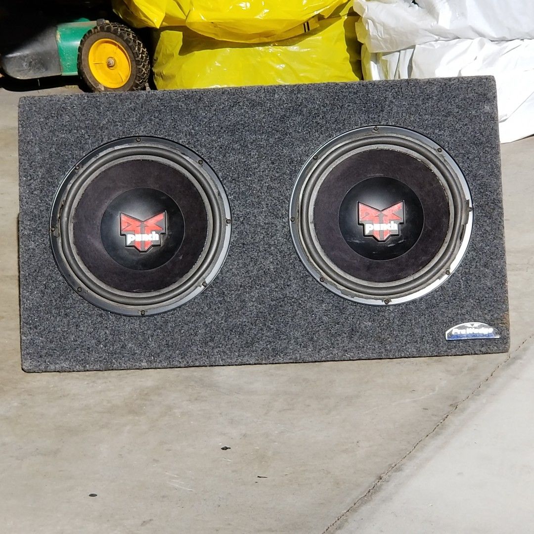 Rockford Fosgate Punch 12s in a JL Audio Pro Wedge Box