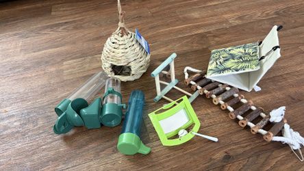 Bird cage accessories