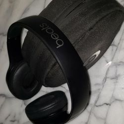 Beats Solo3 Wireless Headphones

