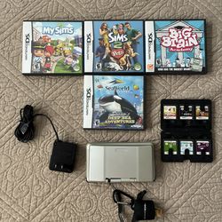 Nintendo DS w/ Charger & 10 games, Tested Working Great