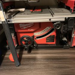 Milwaukee Table Saw (Tool Only)