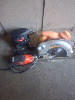 2 SANDERS AND SAW