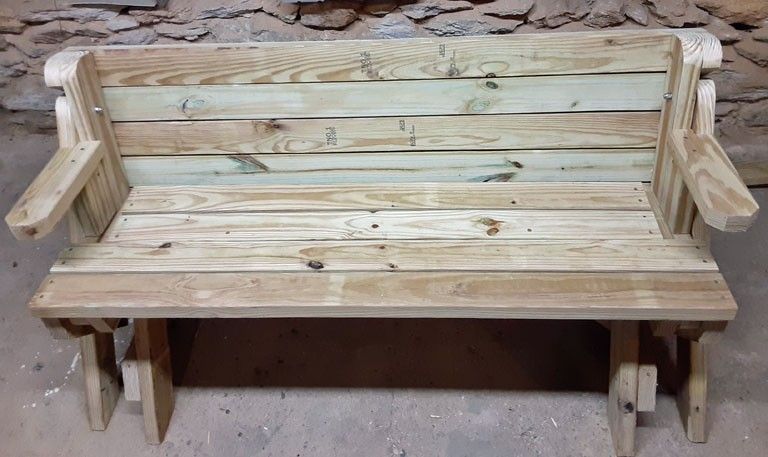 Folding picnic table/bench