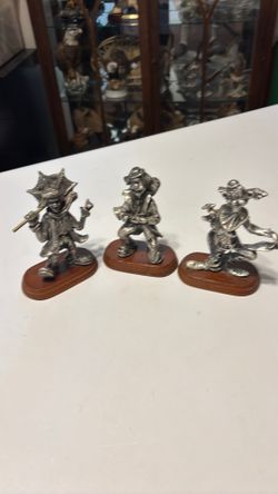 Pewter clowns