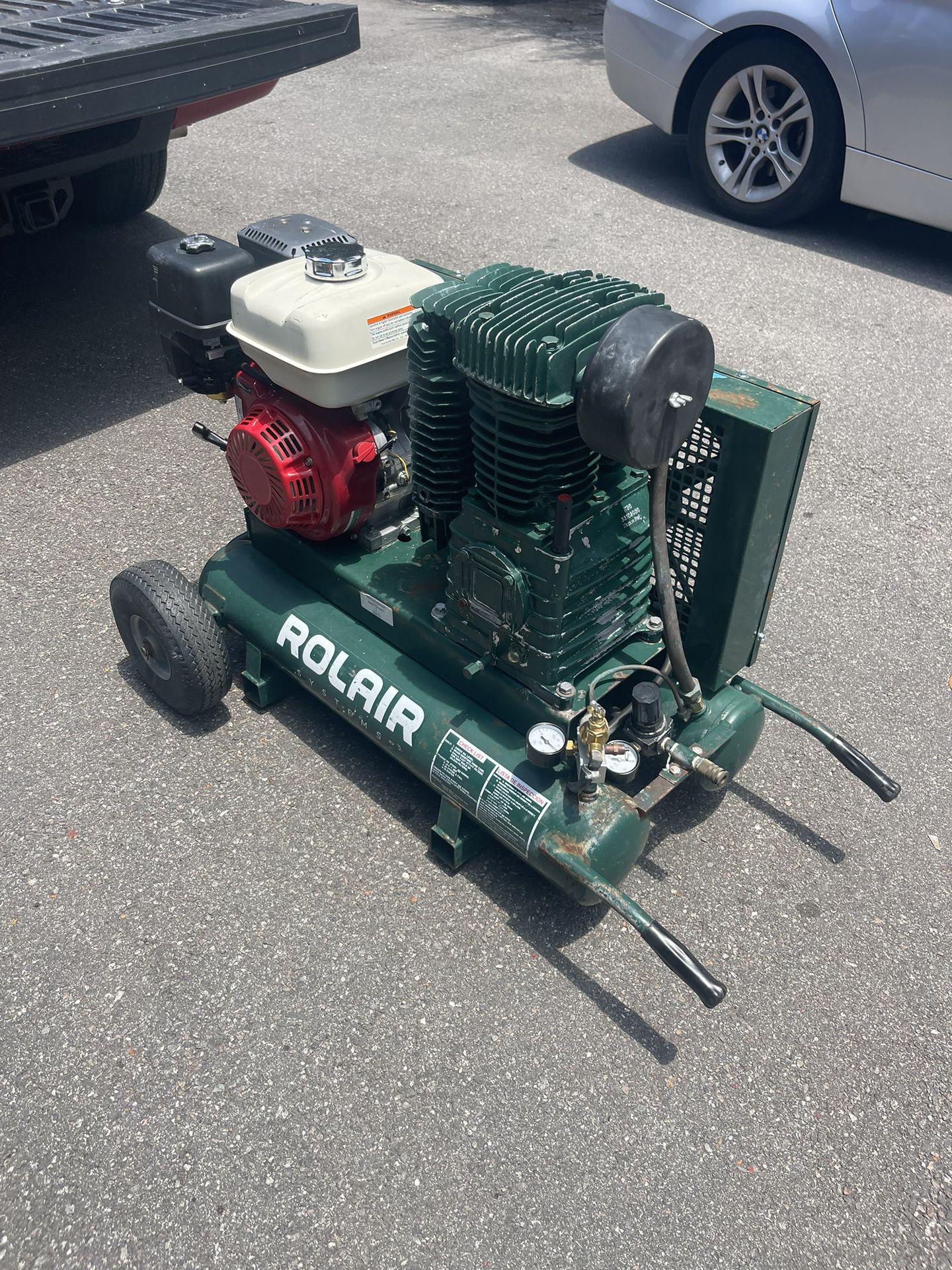 Compressor Rolair + 2 hose 1 adapter