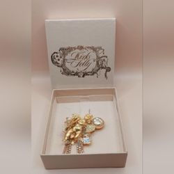 Kirk's Folly, Seaview Angel Brooch