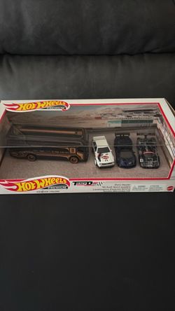 Hot wheels premium diorama set