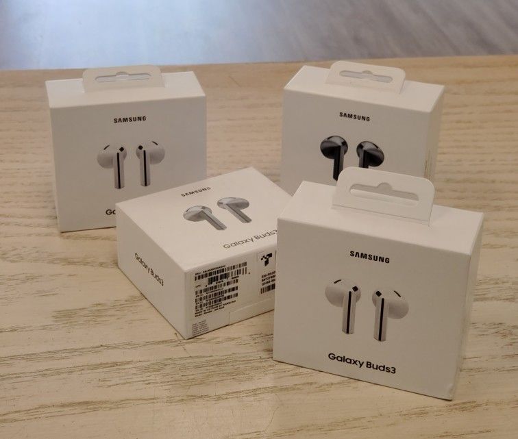Samsung Galaxy Buds 3 Wireless Earbud Headphones - Great Deals