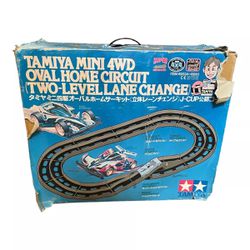 Tamiya Mini 4wd Oval Home Circuit  (Two Level Lane Change)