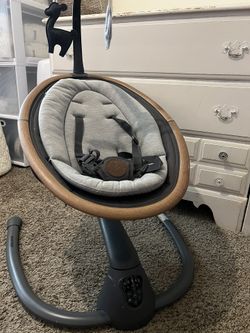 Maxi-Cosi Cassia Swing, Essential Graphite