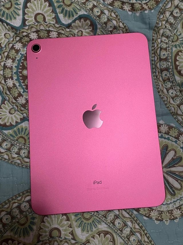 iPad Pink 10 Generation
