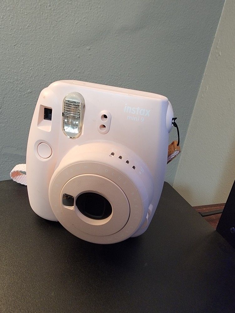 Instax Mini 9 Camera 