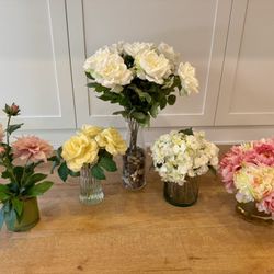 Faux Silk Flowers/Floral Arrangement