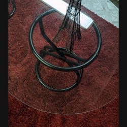 Italian Imported glass table & chairs!