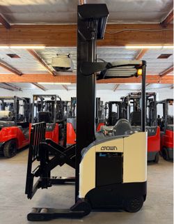 2020 Crown Reach Truck Forklift 300"