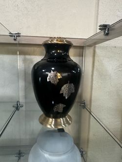 Adult Urn