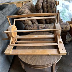 Wooden Yarn Swift / Skein Winder – John A. Meck