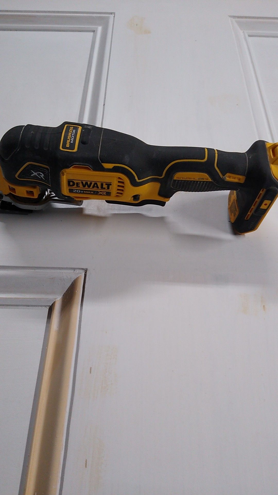 Dewalt 20v max XR oscillating tool