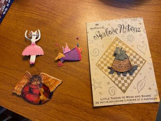 Pins/Brooches